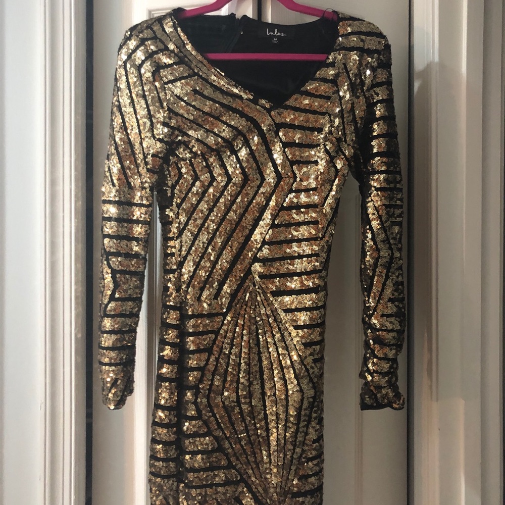 Long Sleeve Bodycon Sequin Dress
